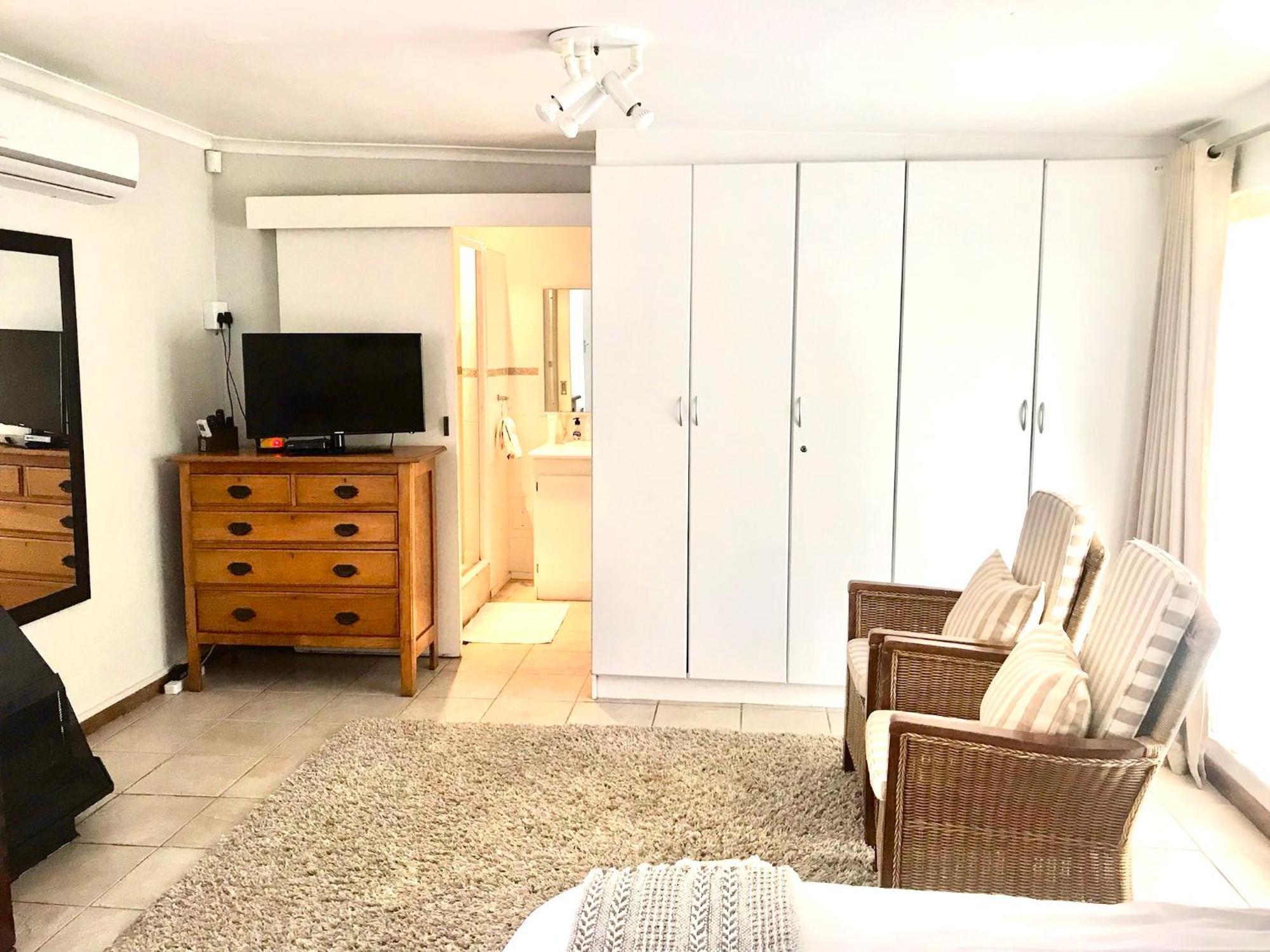 10Vdw Self Catering Apartments Durbanville Esterno foto